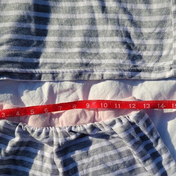 Gray and Pink Striped Women's Pajama Set Ultra Soft Shorts And Top Sz M - Picture 5 of 7